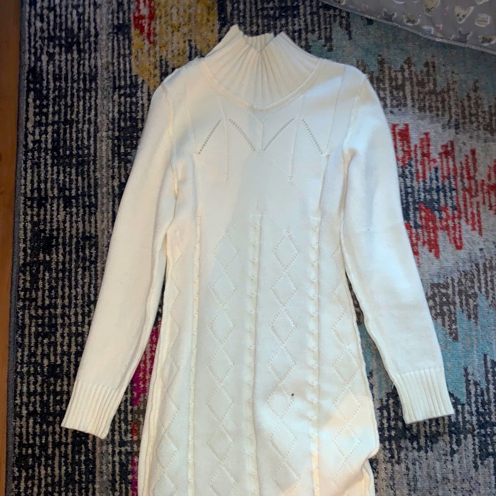Cream cable knit sweater dress size medium